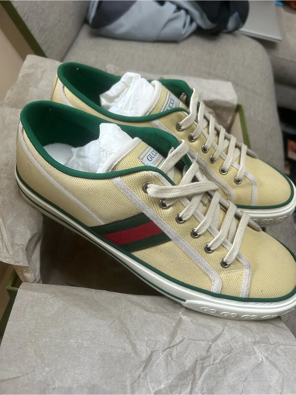 Gucci Beige Canvas Low-Top Sneakers with Green & Red Stripe